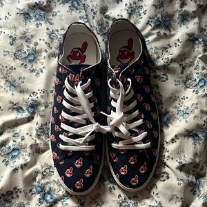 Cleveland Indians Shoes Size 13